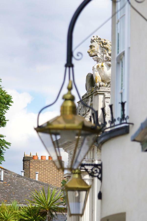 The Kings Arms Hotel Kingston upon Thames  Eksteriør billede
