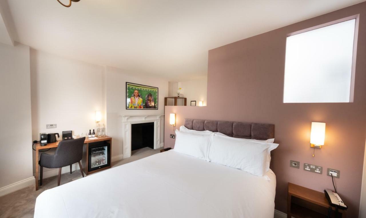 The Kings Arms Hotel Kingston upon Thames  Eksteriør billede